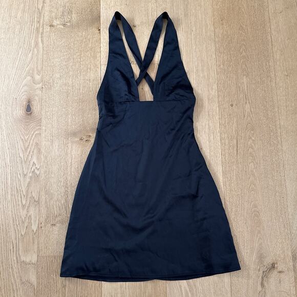 White Fox Mini Dress Sleeveless Cross Over Straps Size XXS Black - Picture 1 of 6